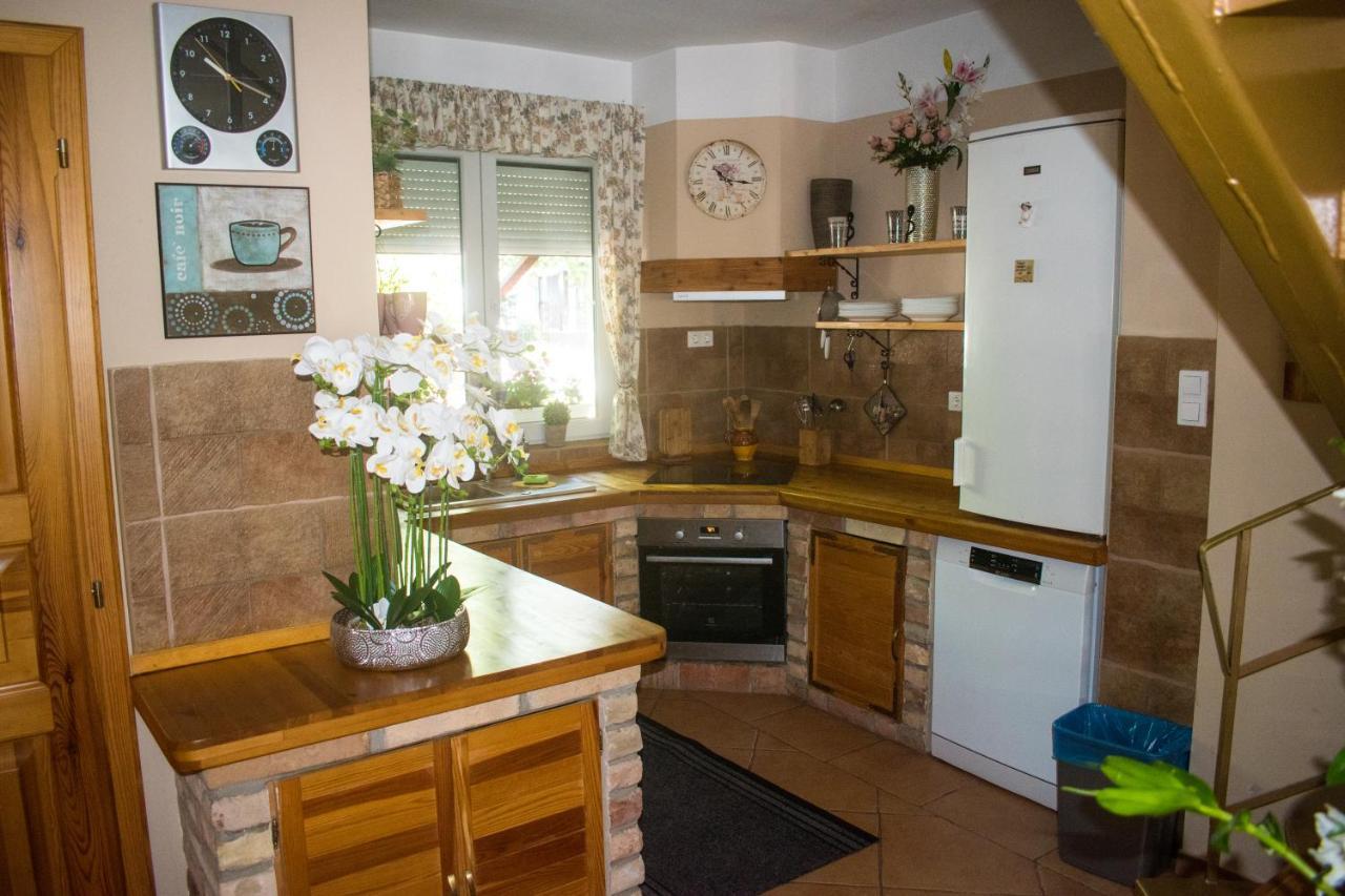 Oazis Apartman Keszthely Exterior foto